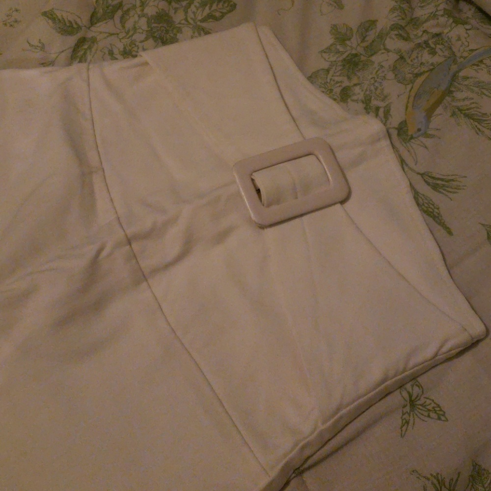 Off white high waisted skirt